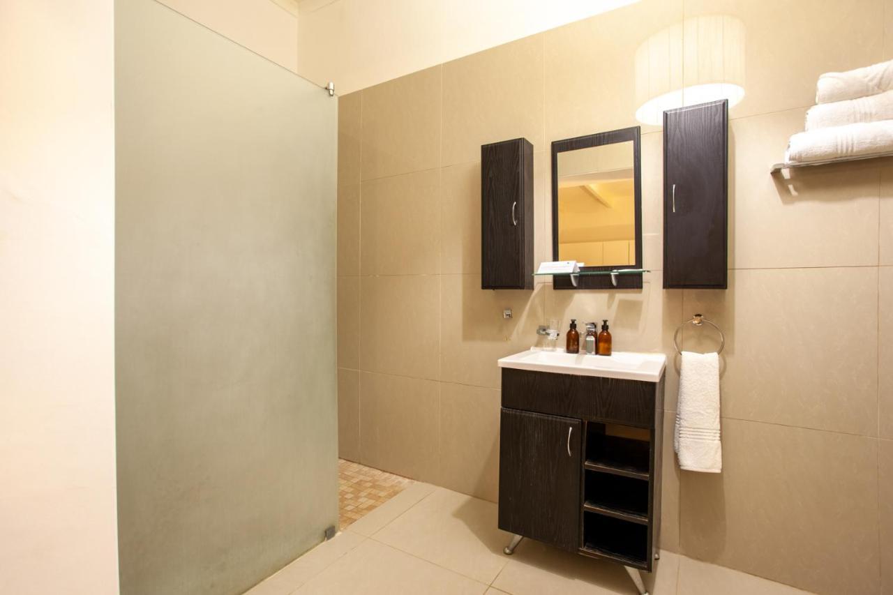 Inverdoorn Game Reserve Lodge Breede River Bagian luar foto